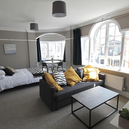 Pier View Studio Apartment Cowes  Bagian luar foto